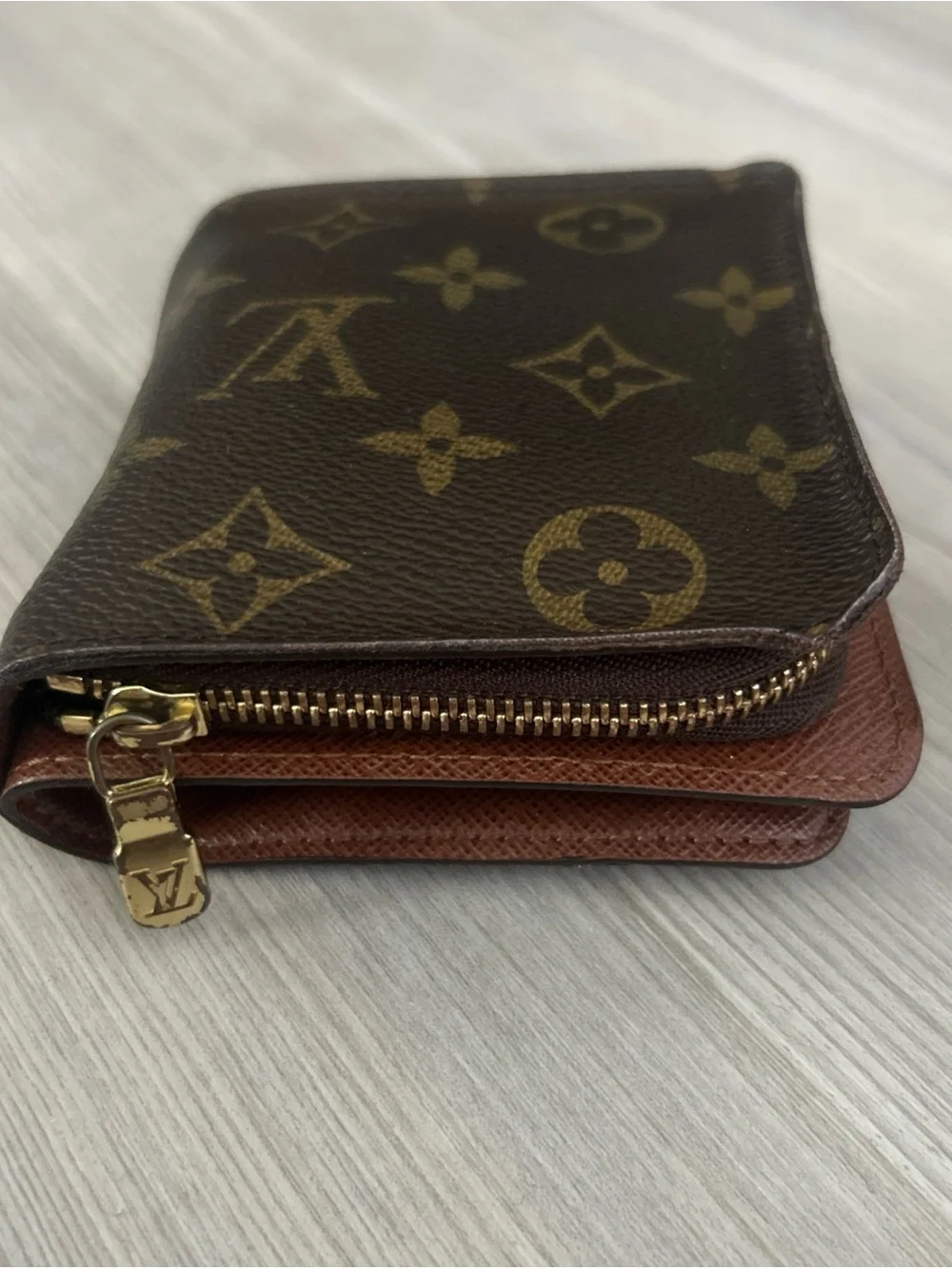 Louis Vuitton Classic Compact Zippe Wallet